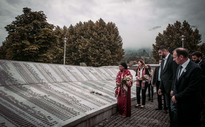 Predstavnica UN-a posjetila Potočare: "Moramo se uvijek sjećati Srebrenice!"